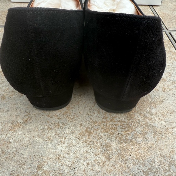 Lanvin en Bleu Women's Black Suede Shoes - Picture 9 of 16